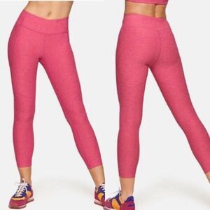 NWT Outdoor Voice Pink 3/4 Warmup Leggings Size M